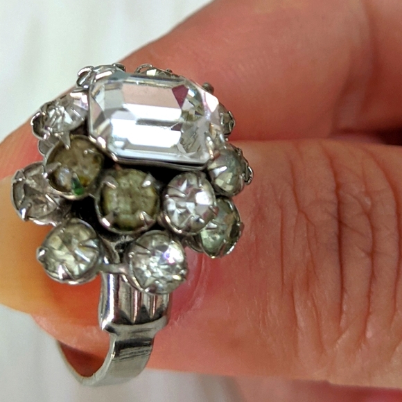 Vintage Adjustable Ring - Picture 7 of 11